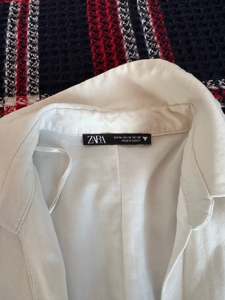 Beyaz Fitted Midi Elbise Halter Yaka Kısa Kollu - Görsel 3