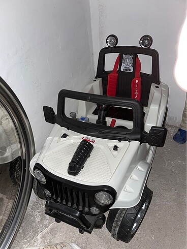 6 volt uzaktan kumandalı akülü araba