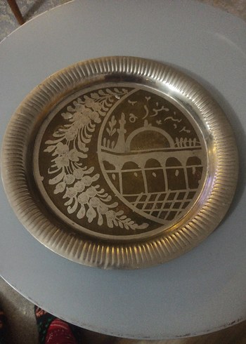 Desenli Parlak Altın Renkli Sofra Takımı - Görsel 6