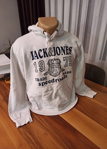 Sweatshirt M beden kapşonlu 