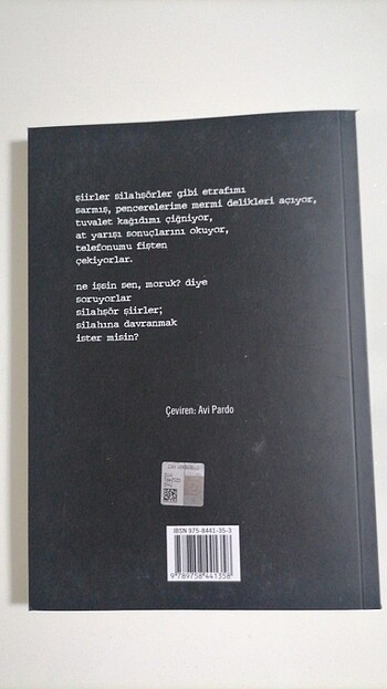  Charles Bukowski şiir kitabı