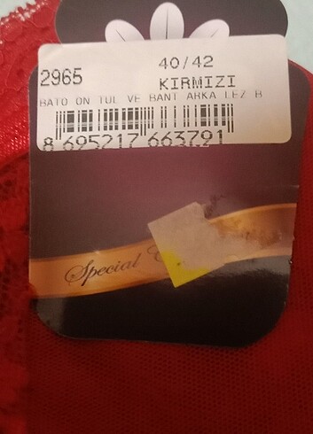 Kırmızı Külot 