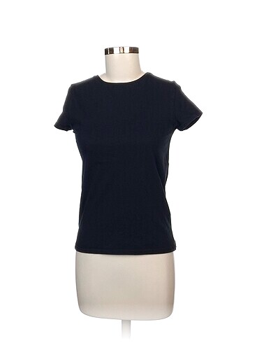 H&M T-shirt %70 İndirimli.