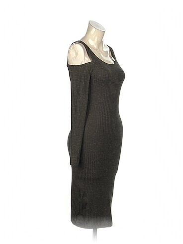Diğer PreLoved Triko Elbise %70 İndirimli.
