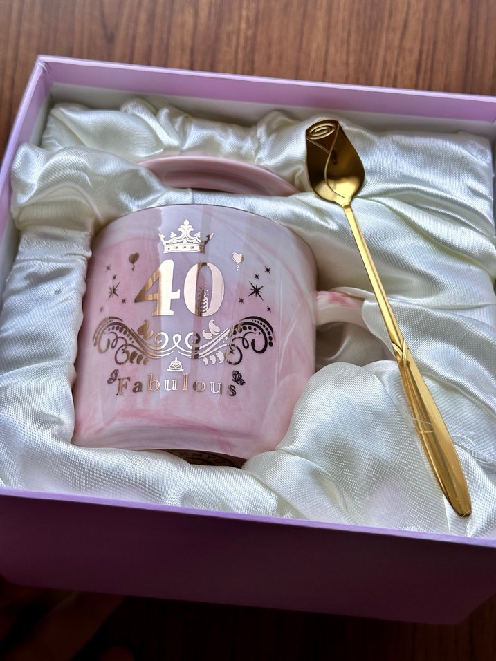 40 Yaş Pembe Seramik Kupa ve Altın Kaşık El Yapımı - Görsel 2