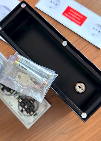 FortNovo Priz Görünümlü Gizli Metal Kasa Para Kasası - Görsel 6