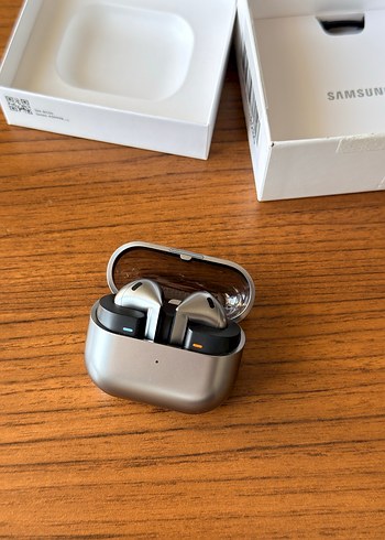Samsung Galaxy Buds3 Kablosuz Kulaklık Gri - Görsel 4