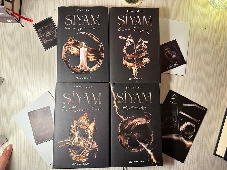 Siyam Roman Serisi - Beyza Aksoy - Görsel 2