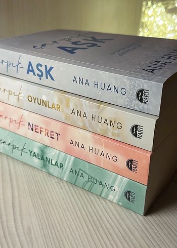 Twisted Serisi Ana Huang 4 Kitap Seti - Görsel 2