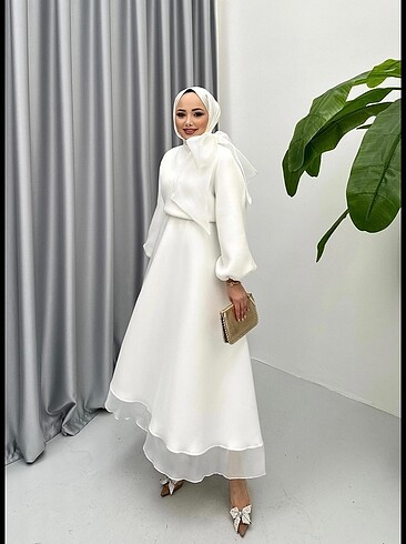 Nikah elbisesi etekli takım