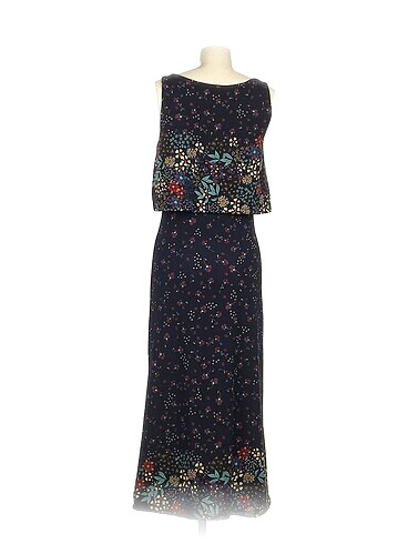 m Beden PreLoved Uzun Elbise %70 İndirimli.