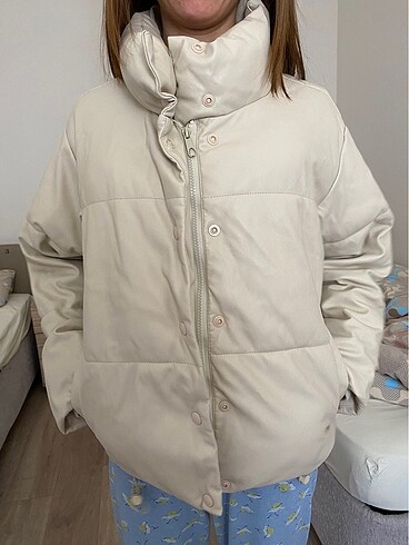 Stradivarius mont