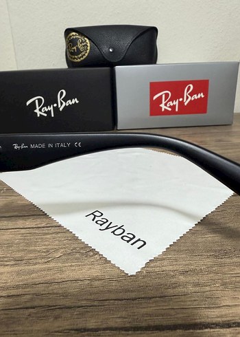 Beden Ray-Ban Siyah Güneş Gözlüğü
