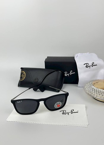 Beden Ray-Ban Siyah kadın Güneş Gözlüğü
