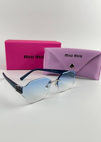 Beden mavi Renk Miu Miu Transparan Mavi Kadın Güneş Gözlüğü