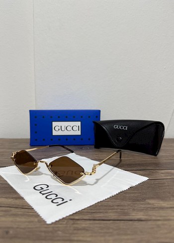 Gucci Kadın Altın Renkli Parlak Gözlük