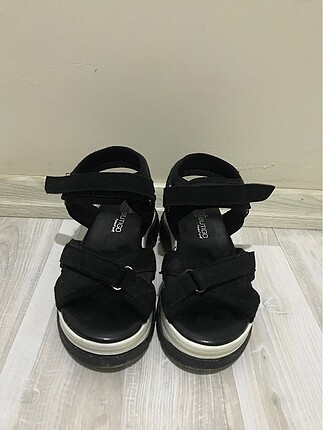 36 Beden siyah Renk Siyah spor sandalet