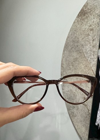Kahverengi Transparan Kadın Gözlüğü - Görsel 3
