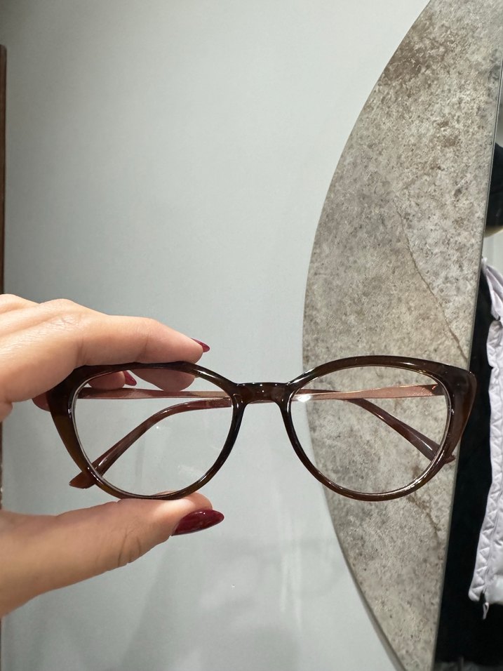Kahverengi Transparan Kadın Gözlüğü - Görsel 3