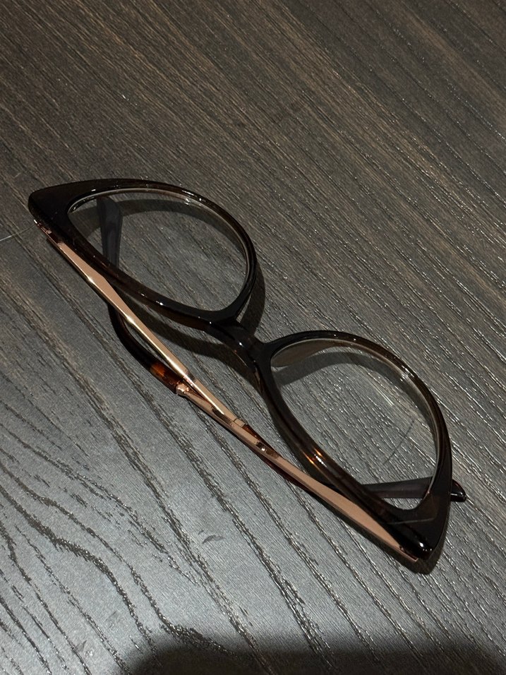 Kahverengi Transparan Kadın Gözlüğü - Görsel 2