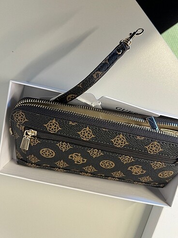 Guess Guess laurel cüzdan kullanılmamış
