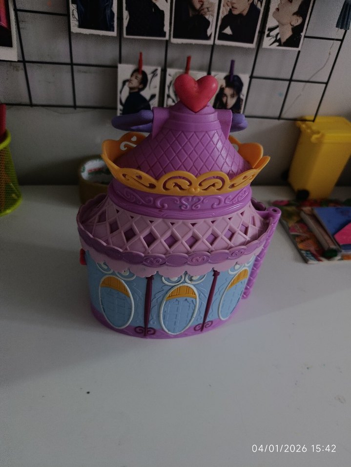 my little pony evi , şatosu - Görsel 2