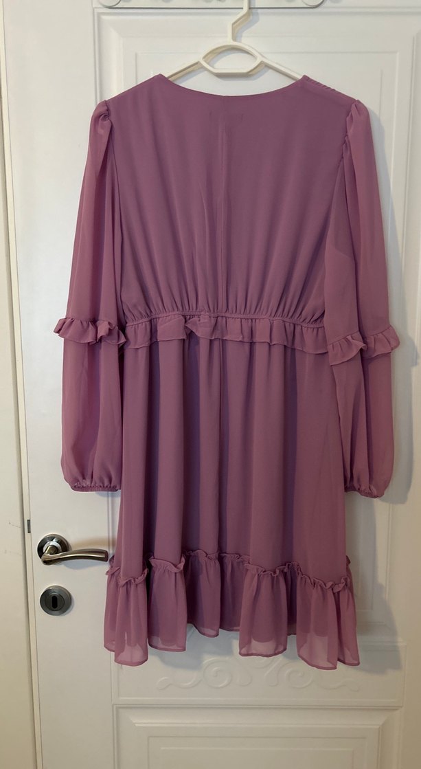 Mor V Yaka Fırfırlı Midi Elbise - Görsel 4