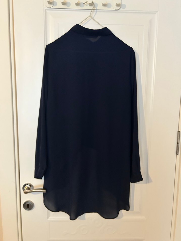 Kadın Lacivert Yakalı Uzun Kollu Gömlek - Görsel 3