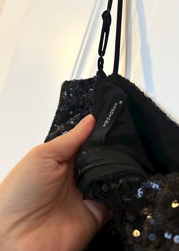 Siyah Parlak Midi askılı Elbise - Görsel 6