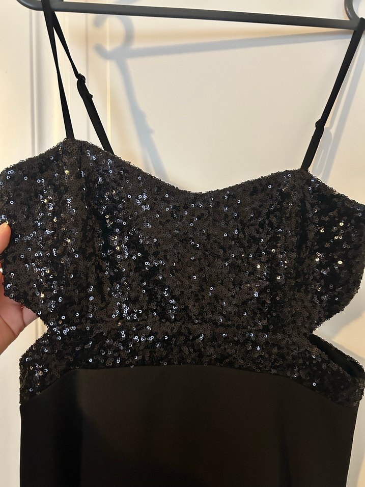 Siyah Parlak Midi askılı Elbise - Görsel 3