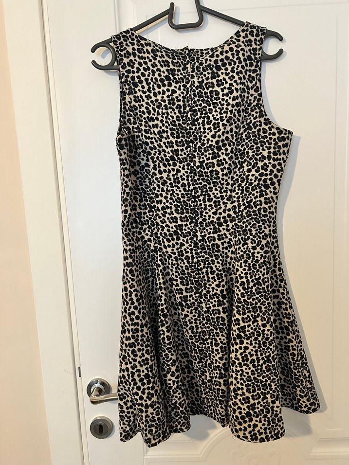 Kolsuz Mini Leopar Desenli Elbise - Görsel 4