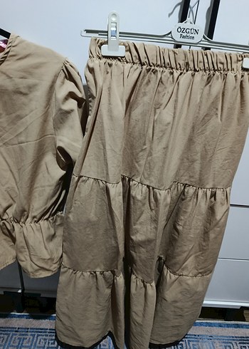 Bej Kadın etek bluz takim - Görsel 3