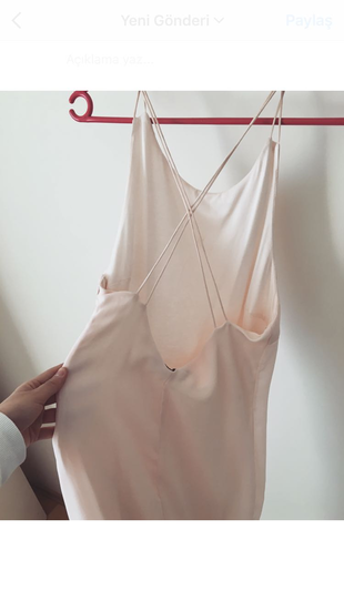 Zara Sırt dekolteki elbise