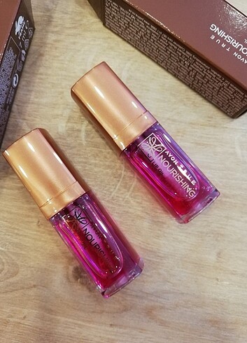 Avon Blossom dudak bakım yağı 2 adet 