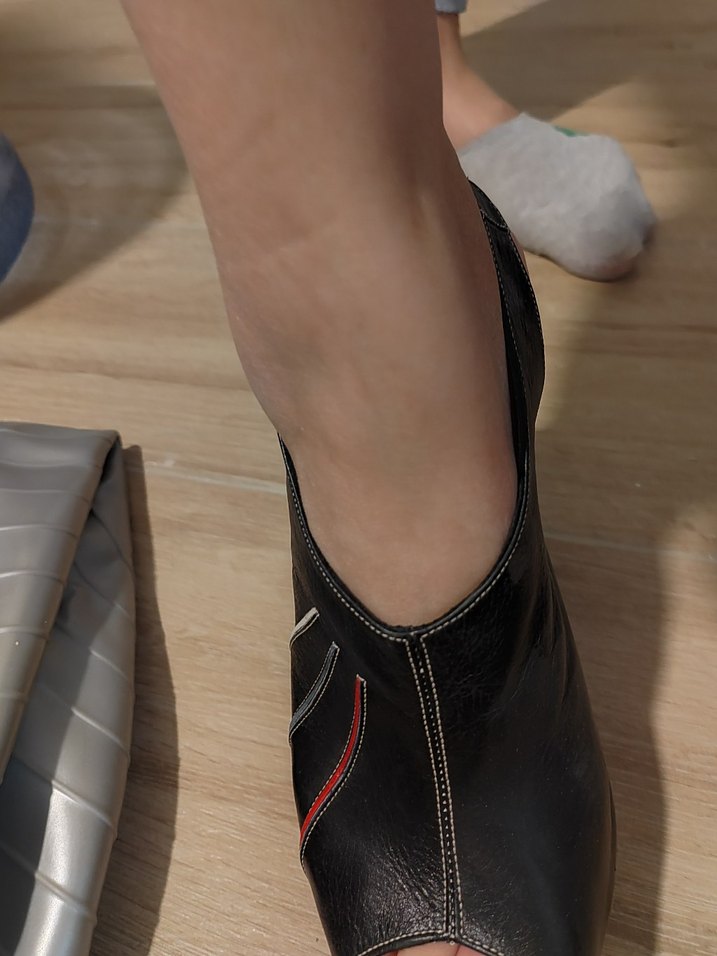 Gerçek deri Tokalı Siyah Dolgu Topuklu Kadın Ayakkabı - Görsel 4