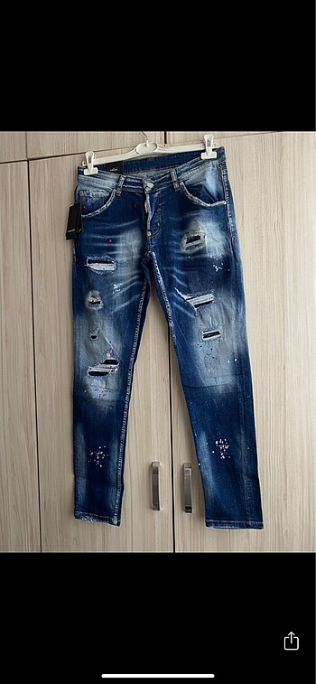 Slim jean kesikli yırtıklı kot çok düğmeli