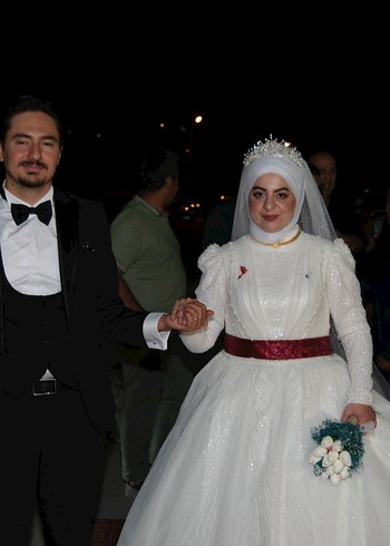 Modern Klasik V-Yaka Prenses Gelinlik - Görsel 3