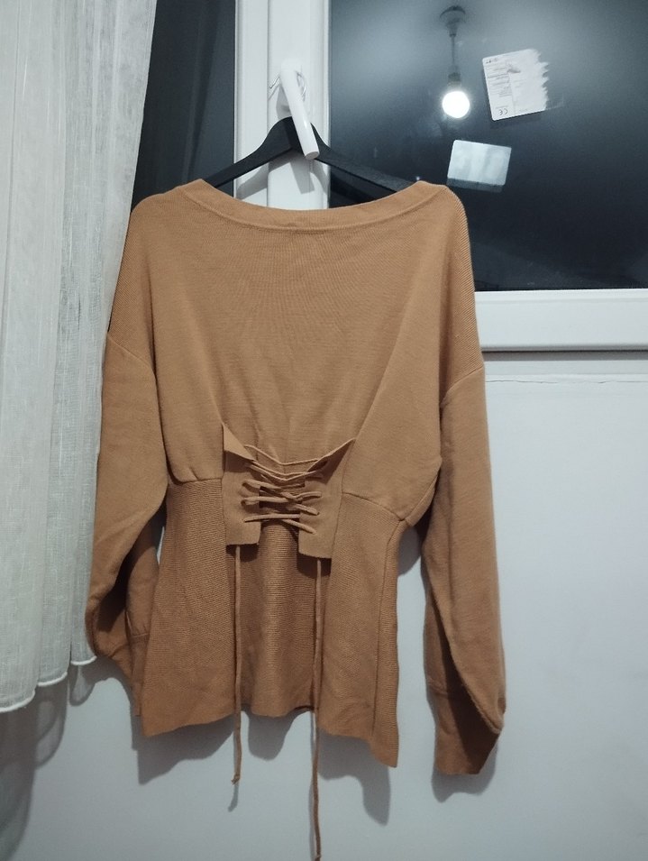 Bej Süet Kemerli Kadın Triko - Görsel 2