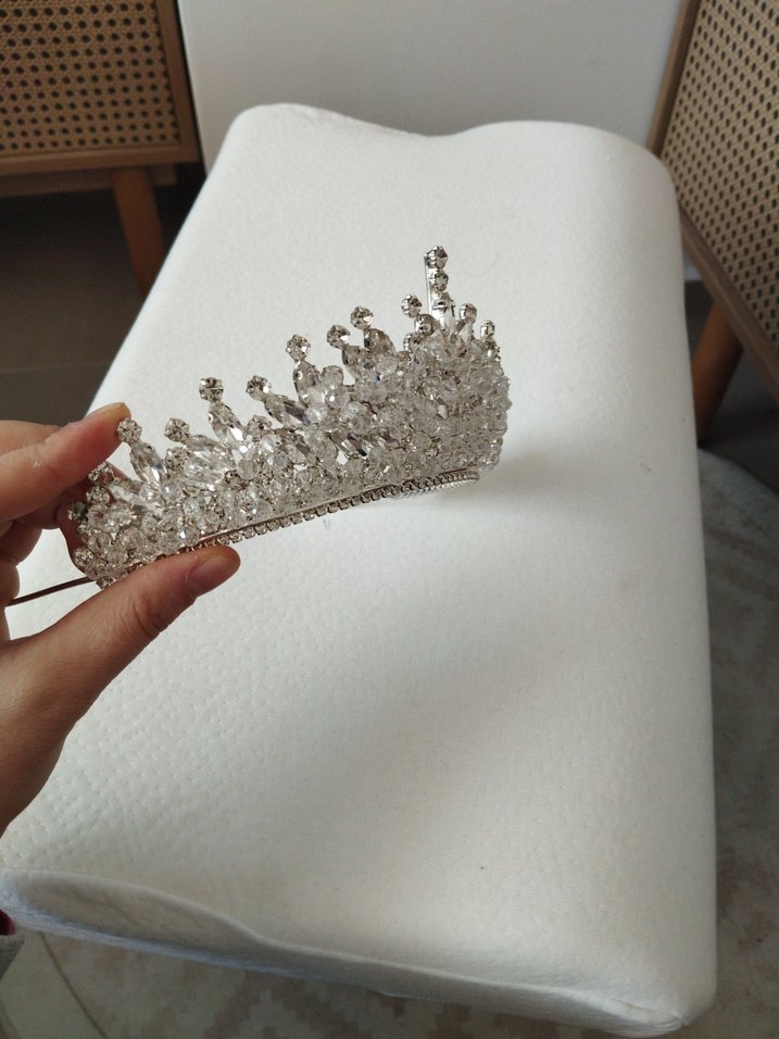 Beyaz Parlak Taşlı Gelin Tacı - Görsel 3