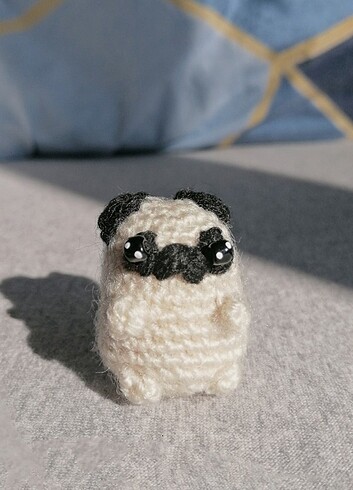 Amigurumi mimik pug köpek 