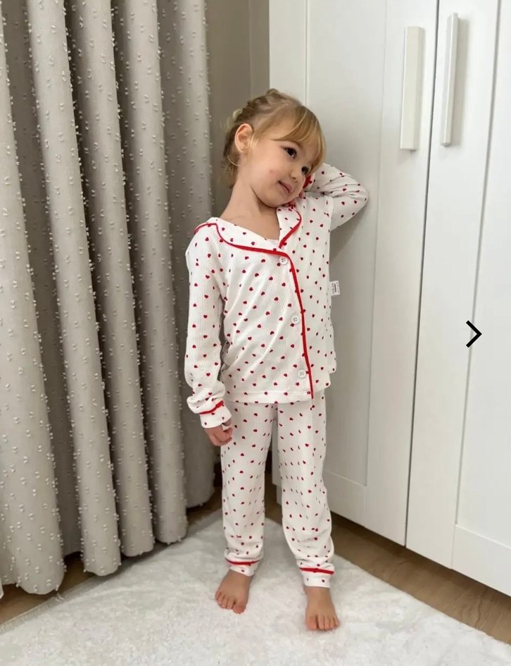 Uzun Kollu, Kalp Desenli Çocuk pijama takımı - Görsel 2