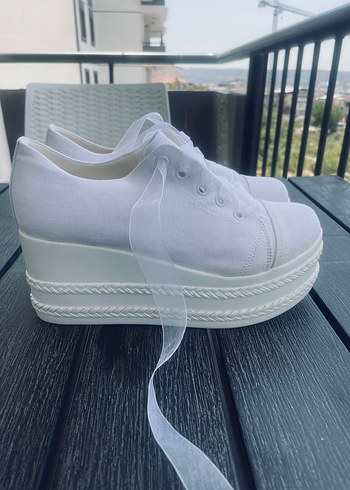 Beyaz Platform Topuk Kadın Spor Ayakkabı - Görsel 3