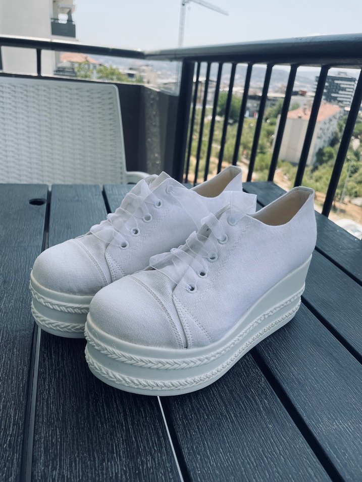 Beyaz Platform Topuk Kadın Spor Ayakkabı - Görsel 2