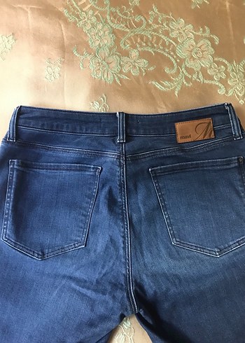 38 Beden mavi Renk Mavi Jean