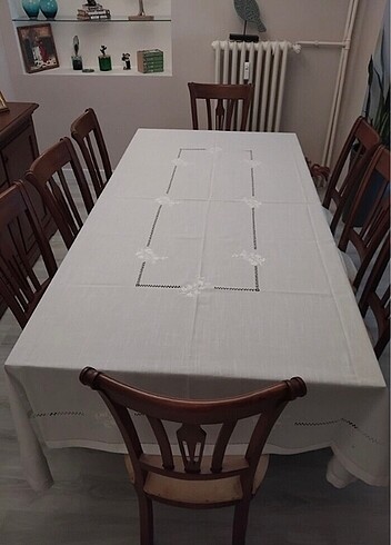Linens Masa Örtüsü