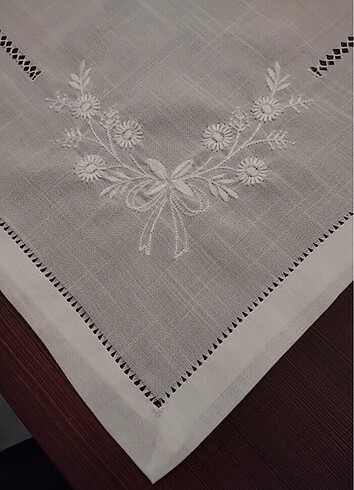  Beden Linens Masa Örtüsü