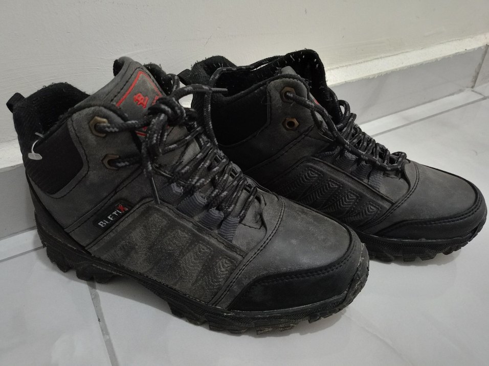 Erkek Siyah Yılan Desenli Bağcıklı Outdoor Bot - Görsel 2