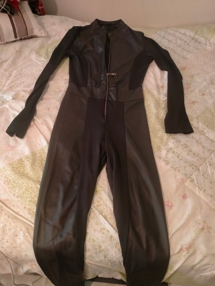 Siyah Deri Uzun Kollu Tulum bir kez giyildi - Görsel 3