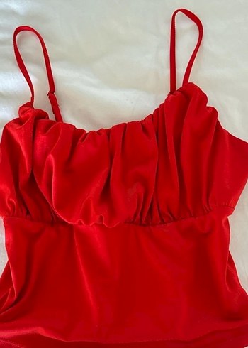 Kırmızı Fırfırlı İnce Askılı Bustiyer - Görsel 2