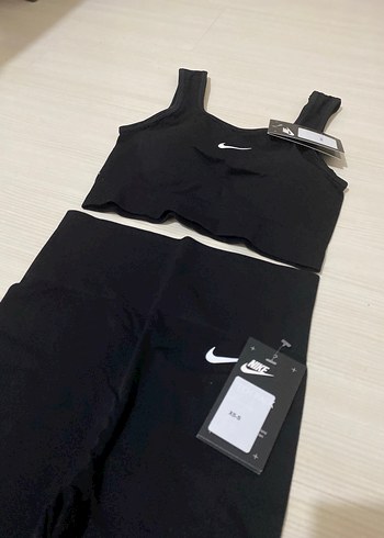 Nike Siyah Mini Spor Sütyeni ve tayt - Görsel 3